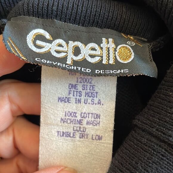 Vtg 80s Gepetto black cotton cowl neck sweater with gold embroidered griffins - Picture 8 of 8